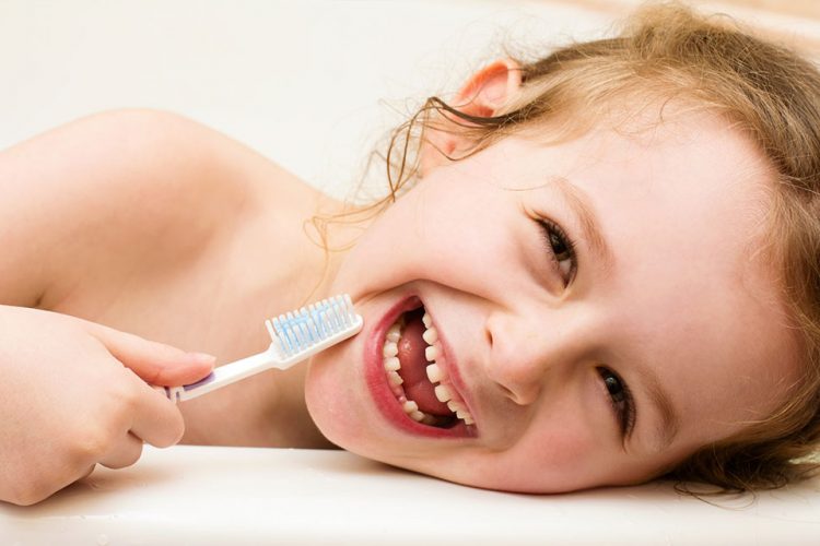 ¿Es necesario tratar las caries de dientes de leche?