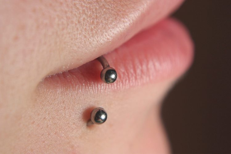 PIERCING EN LA BOCA: UNA MODA PELIGROSA